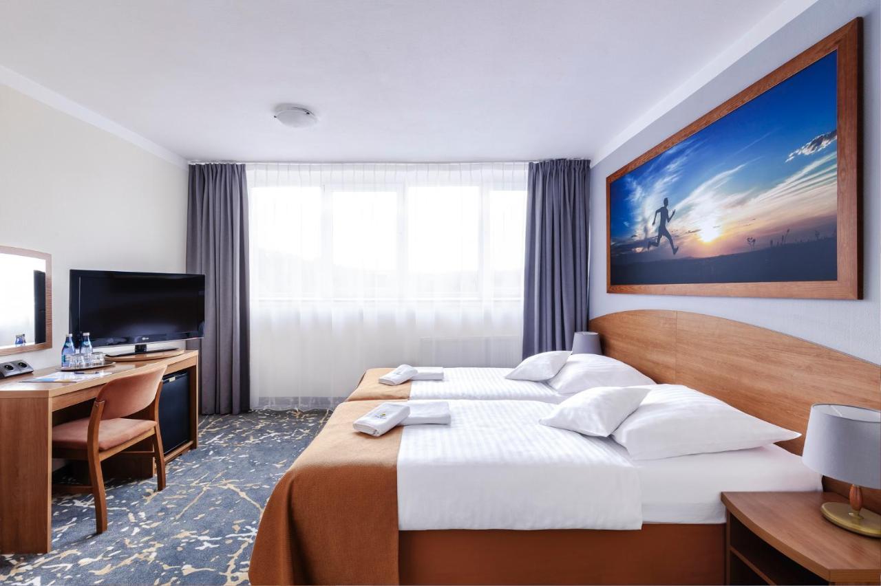 Interferie Aquapark Sport Hotel Malachit Świeradów-Zdrój Esterno foto