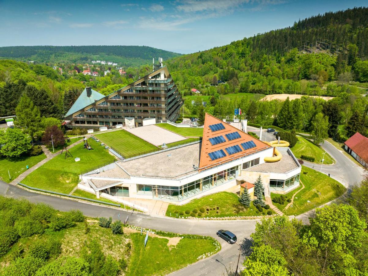 Interferie Aquapark Sport Hotel Malachit Świeradów-Zdrój Esterno foto